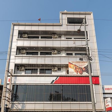 Hotel De Luxe Basai Road Gurgaon Esterno foto